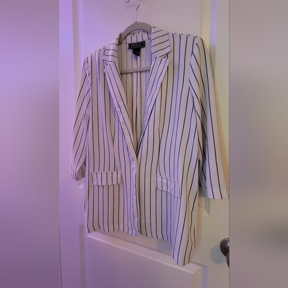 NYCC White Pinstripe Blazer Size S